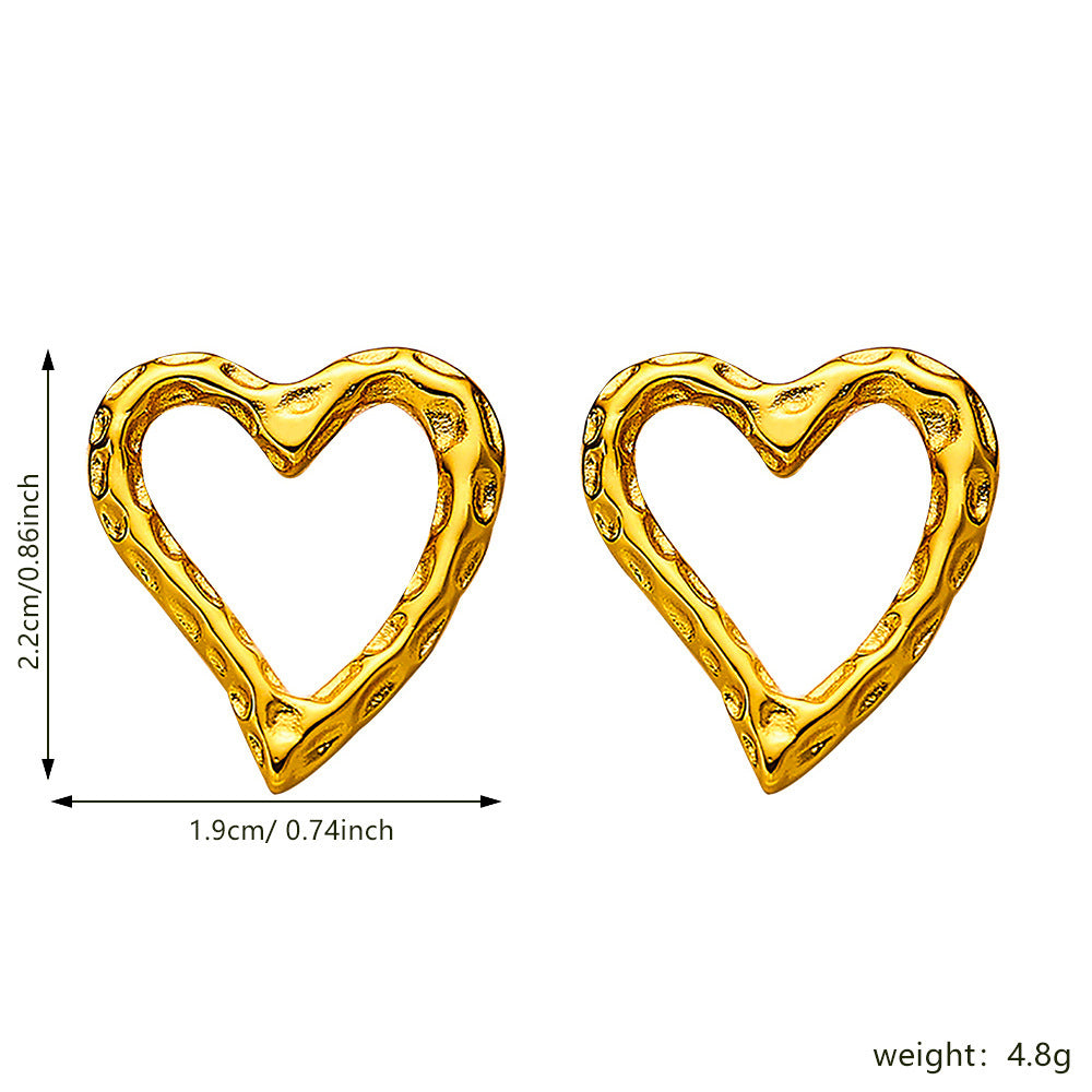 Retro Gold Stud Earrings Simple Lava Heart Shape